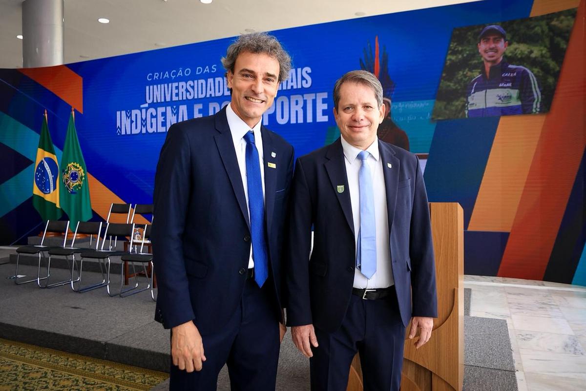 Presidente Marco La Porta e Diretor-Geral Emanuel Rego acompanham lançamento da Universidade Federal do Esporte em Brasília